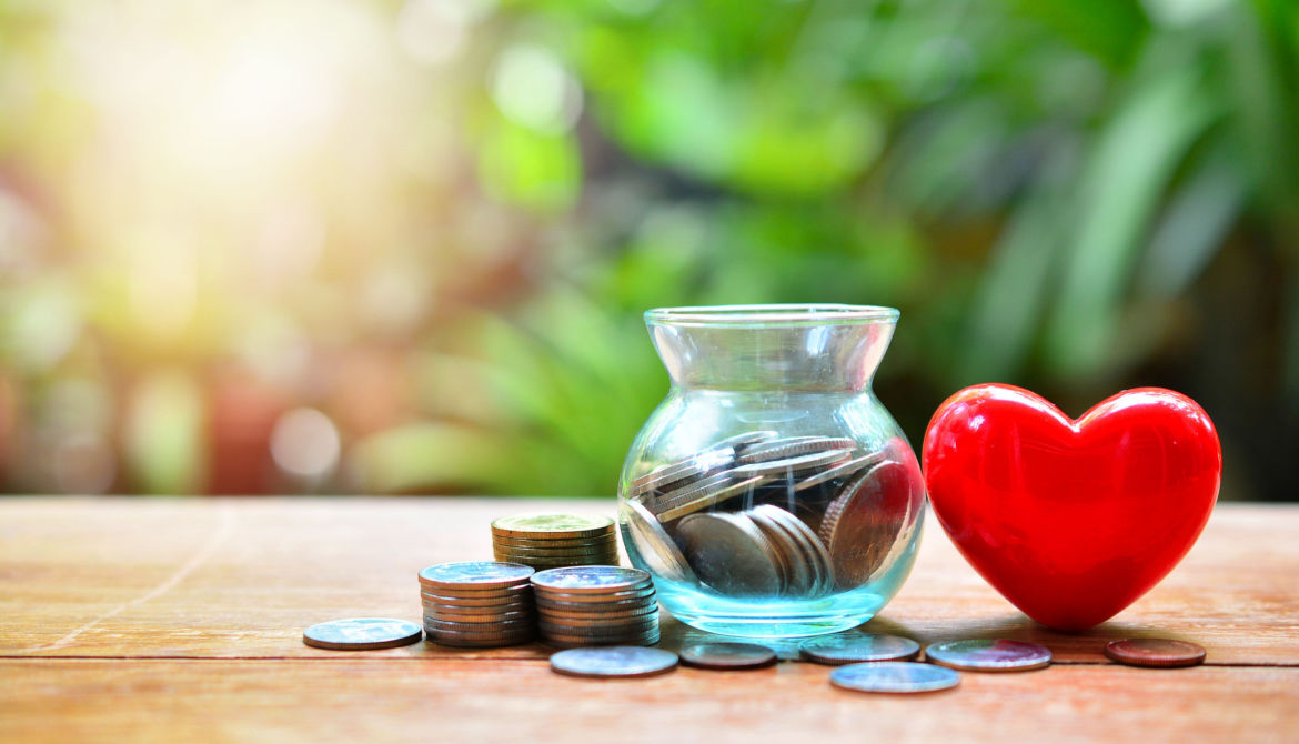 heart giving jar